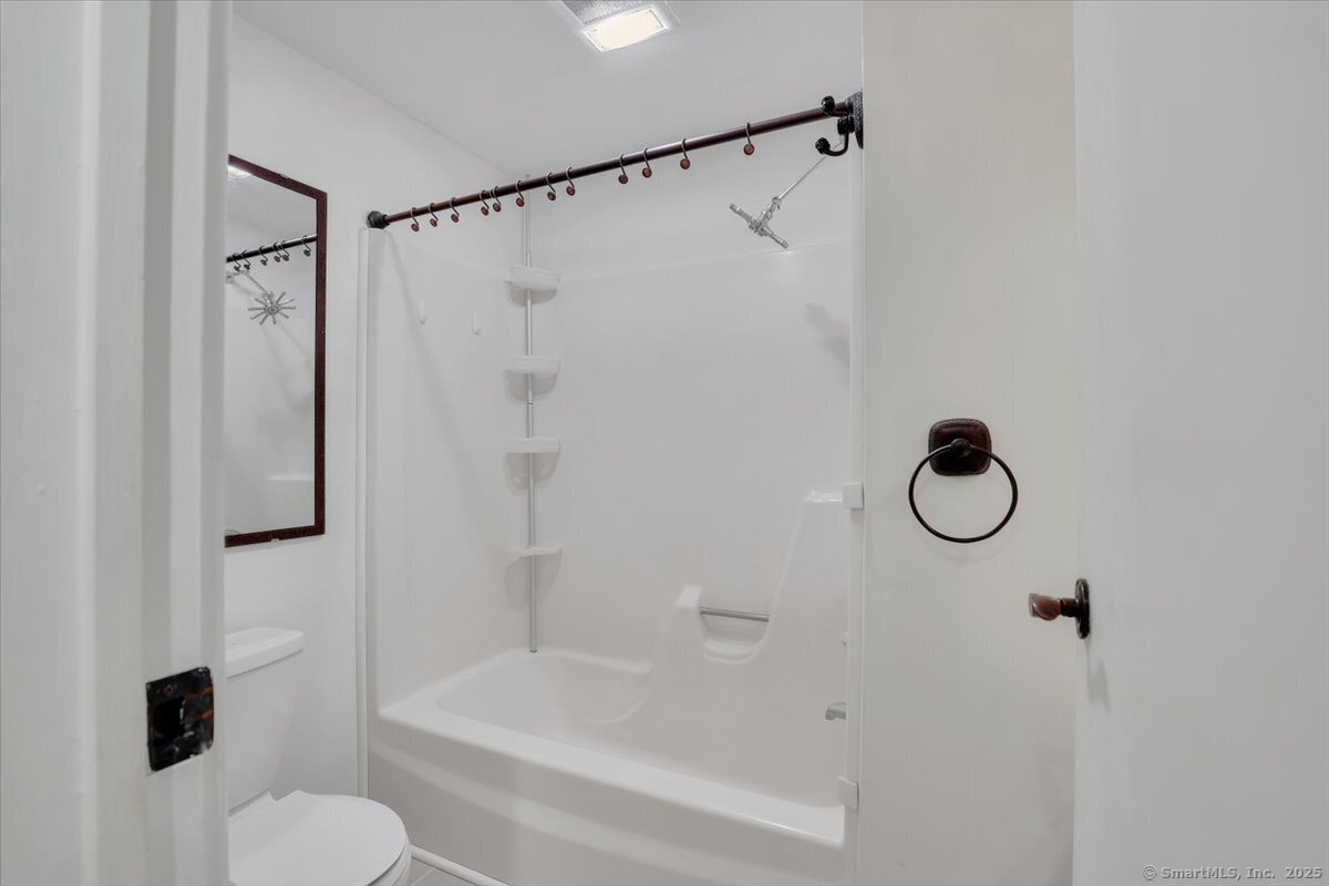 60 Burgundy Hill Lane #60, Middletown, Connecticut image 9
