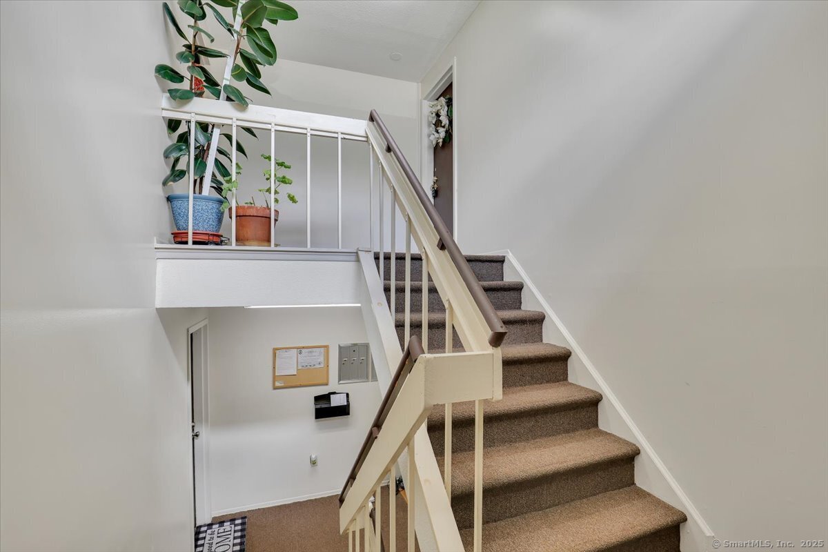 60 Burgundy Hill Lane #60, Middletown, Connecticut image 3