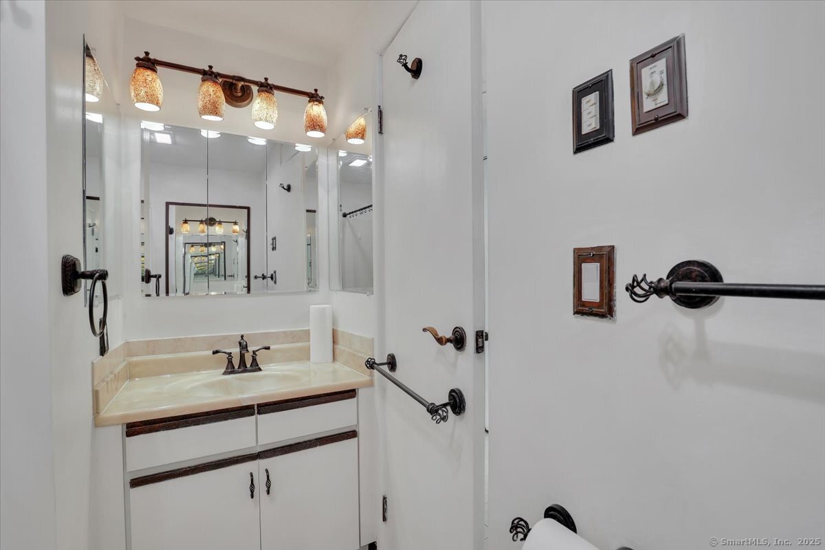 60 Burgundy Hill Lane #60, Middletown, Connecticut image 10