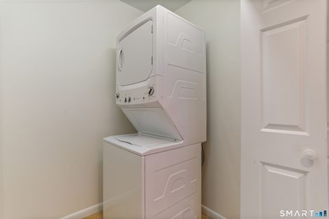 Tiny photo for 85 Glen Side #85, Wilton, CT 06897 (MLS # 24149965)