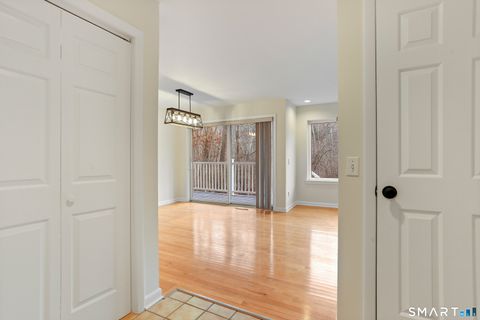 Tiny photo for 85 Glen Side #85, Wilton, CT 06897 (MLS # 24149965)