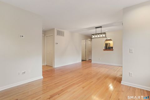 Tiny photo for 85 Glen Side #85, Wilton, CT 06897 (MLS # 24149965)