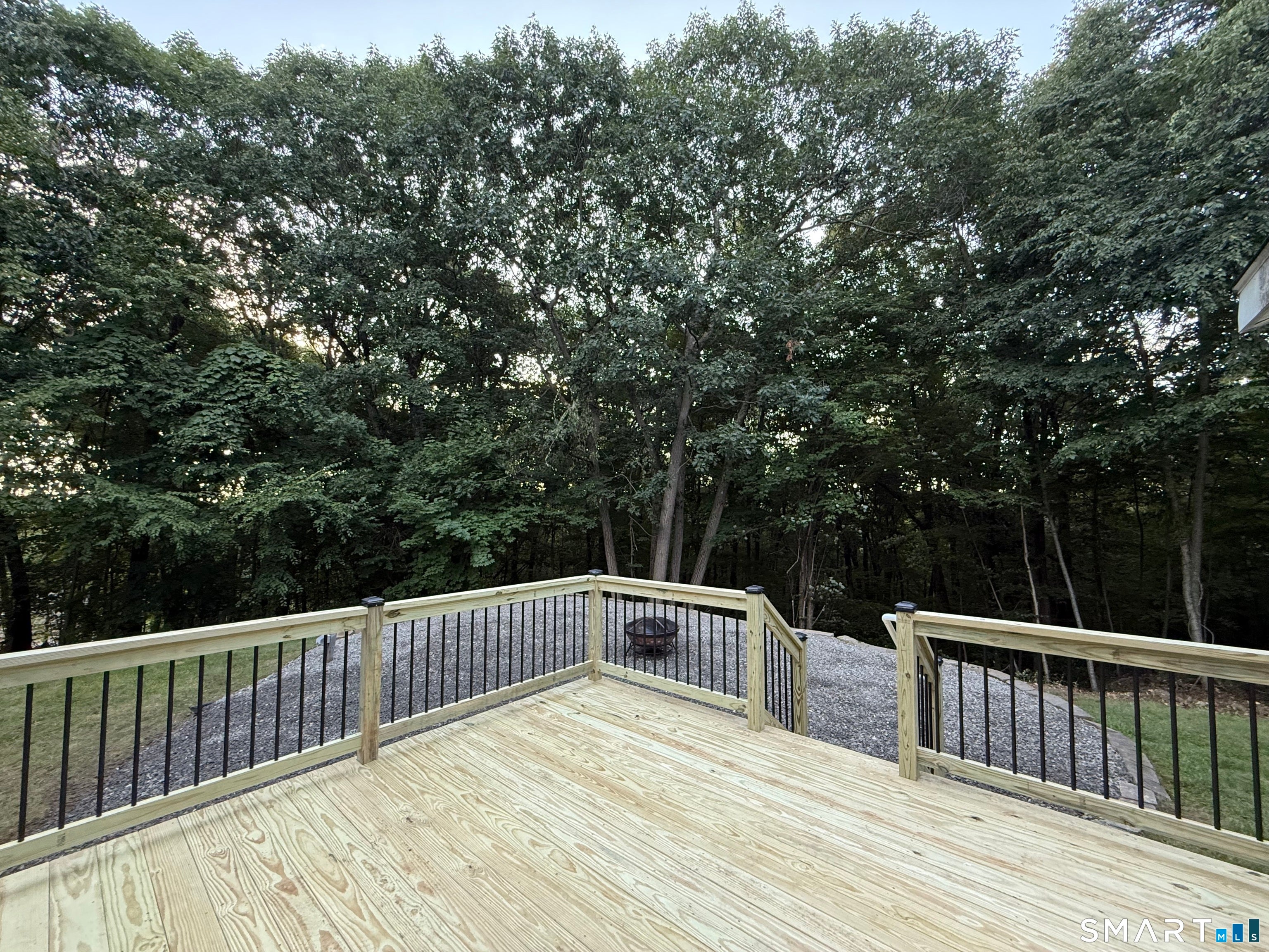 30 Holley Lane
