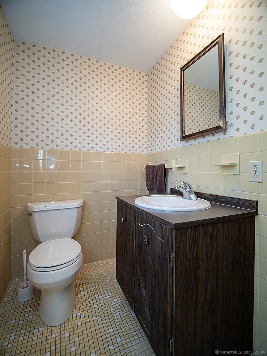 90 Mansfield Road, North Haven, Connecticut image 20