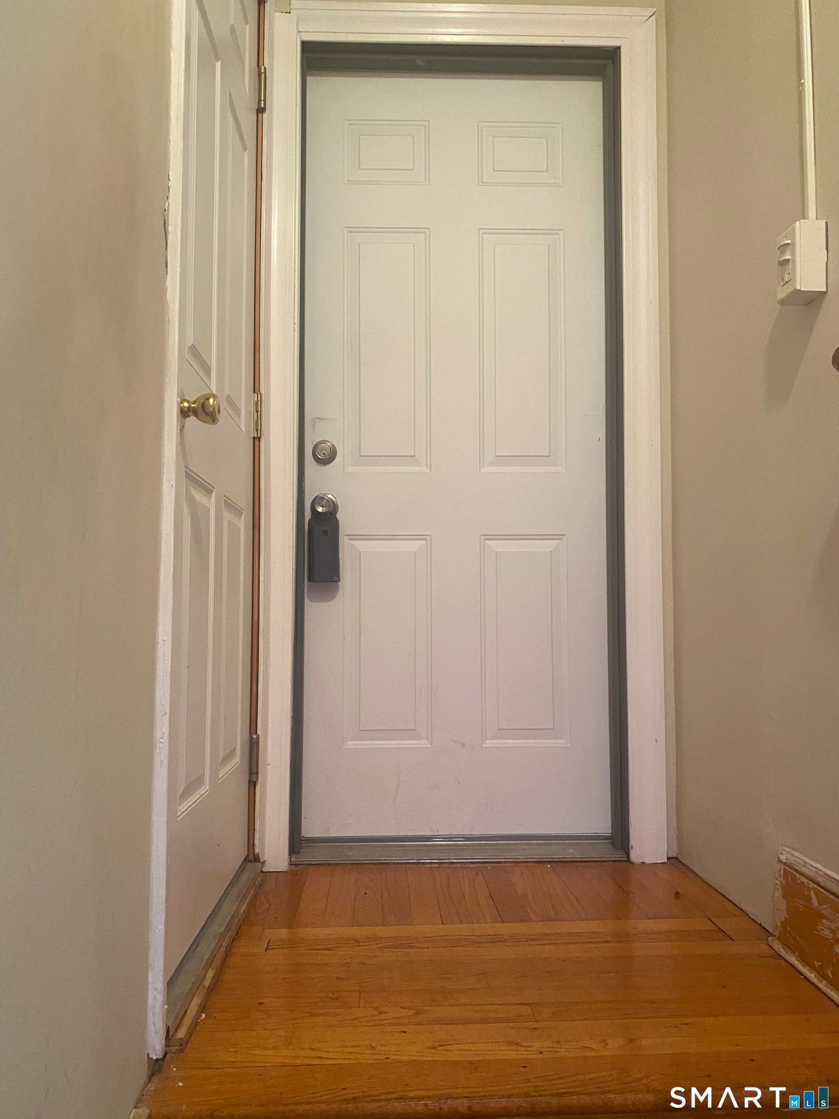 226-228 Seymour Avenue 2ND FLOOR