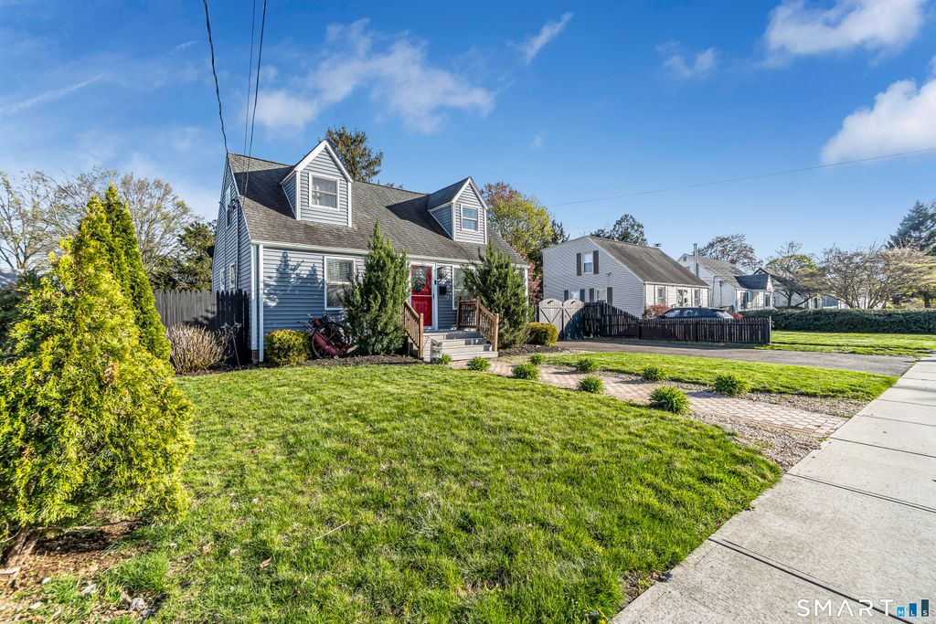 Photo of 116 Meadowside Road, Milford, CT 06460 (MLS # 24171069)