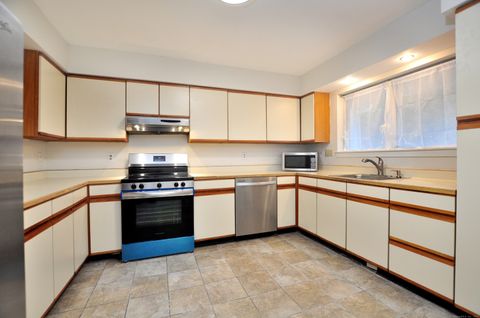 Tiny photo for 10 Florence Way #10, Farmington, CT 06032 (MLS # 24123856)