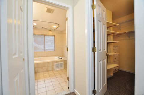 Tiny photo for 10 Florence Way #10, Farmington, CT 06032 (MLS # 24123856)