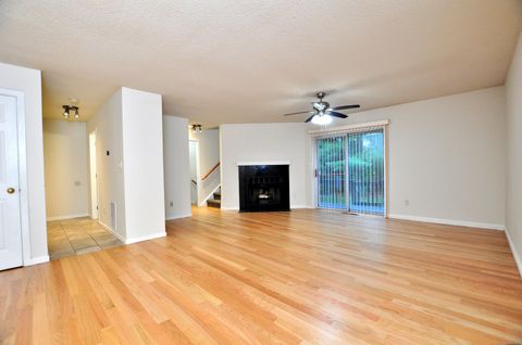 Tiny photo for 10 Florence Way #10, Farmington, CT 06032 (MLS # 24123856)