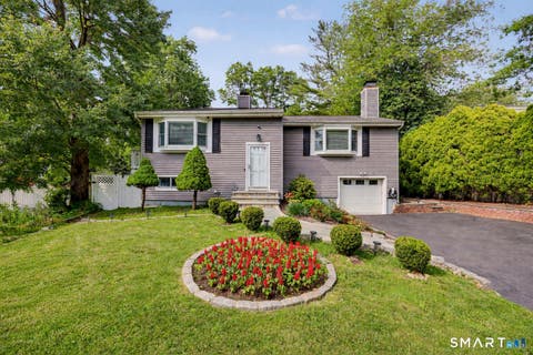 Photo of 4 Mark Drive, Norwalk, CT 06851 (MLS # 24179554)