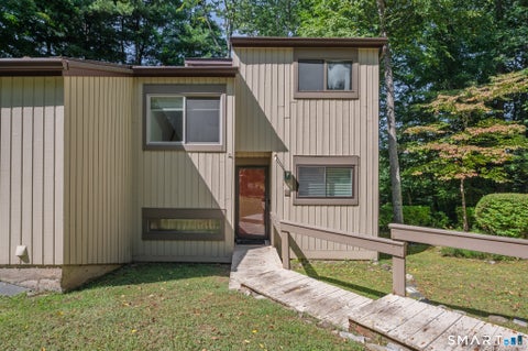 Photo of 3 Shagbark Lane #3, Woodbury, CT 06798 (MLS # 24206920)