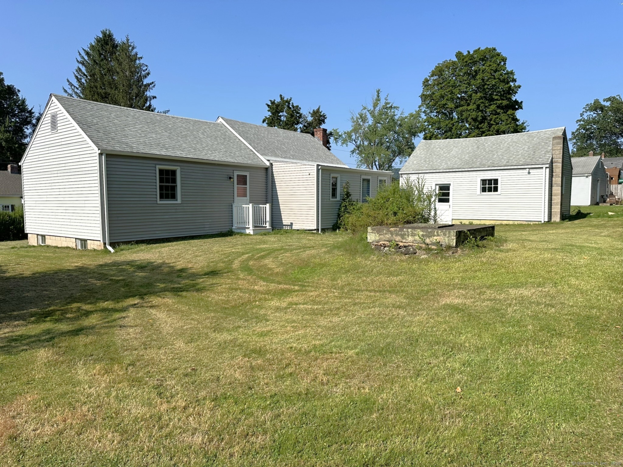 31 Thayer Avenue