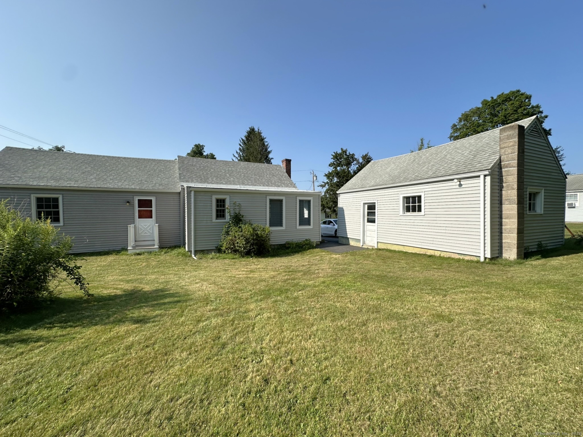 31 Thayer Avenue