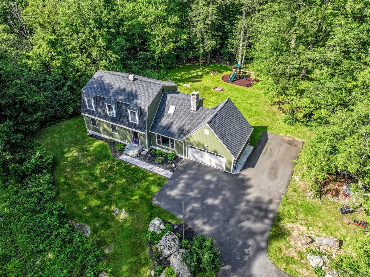 52 Dick Finn Road