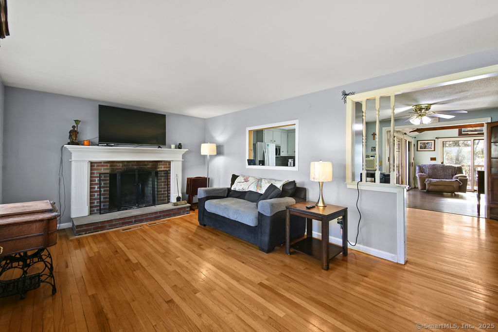 20 Sims Road, Bristol, Connecticut image 12