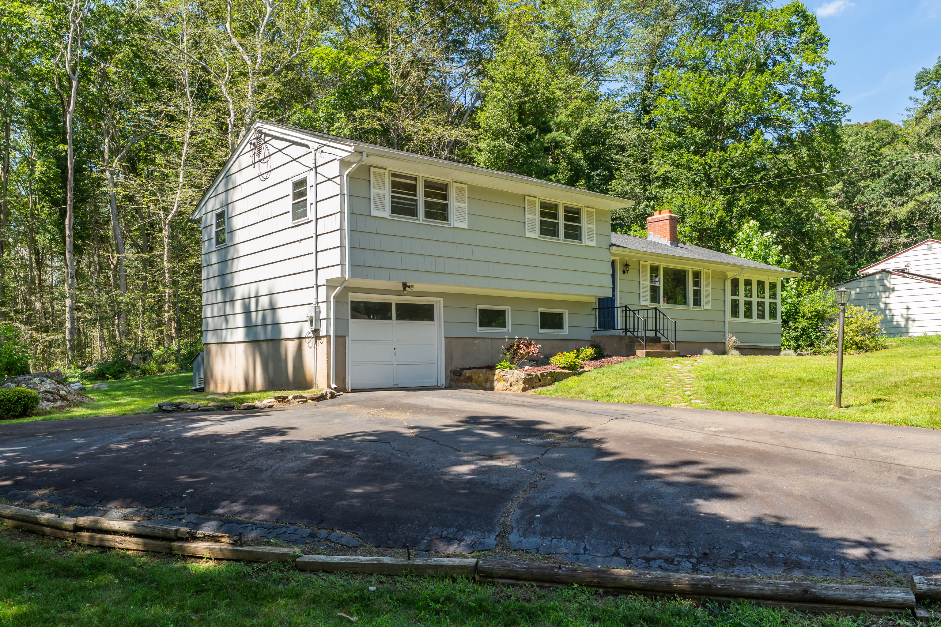 24 Deepwood Drive