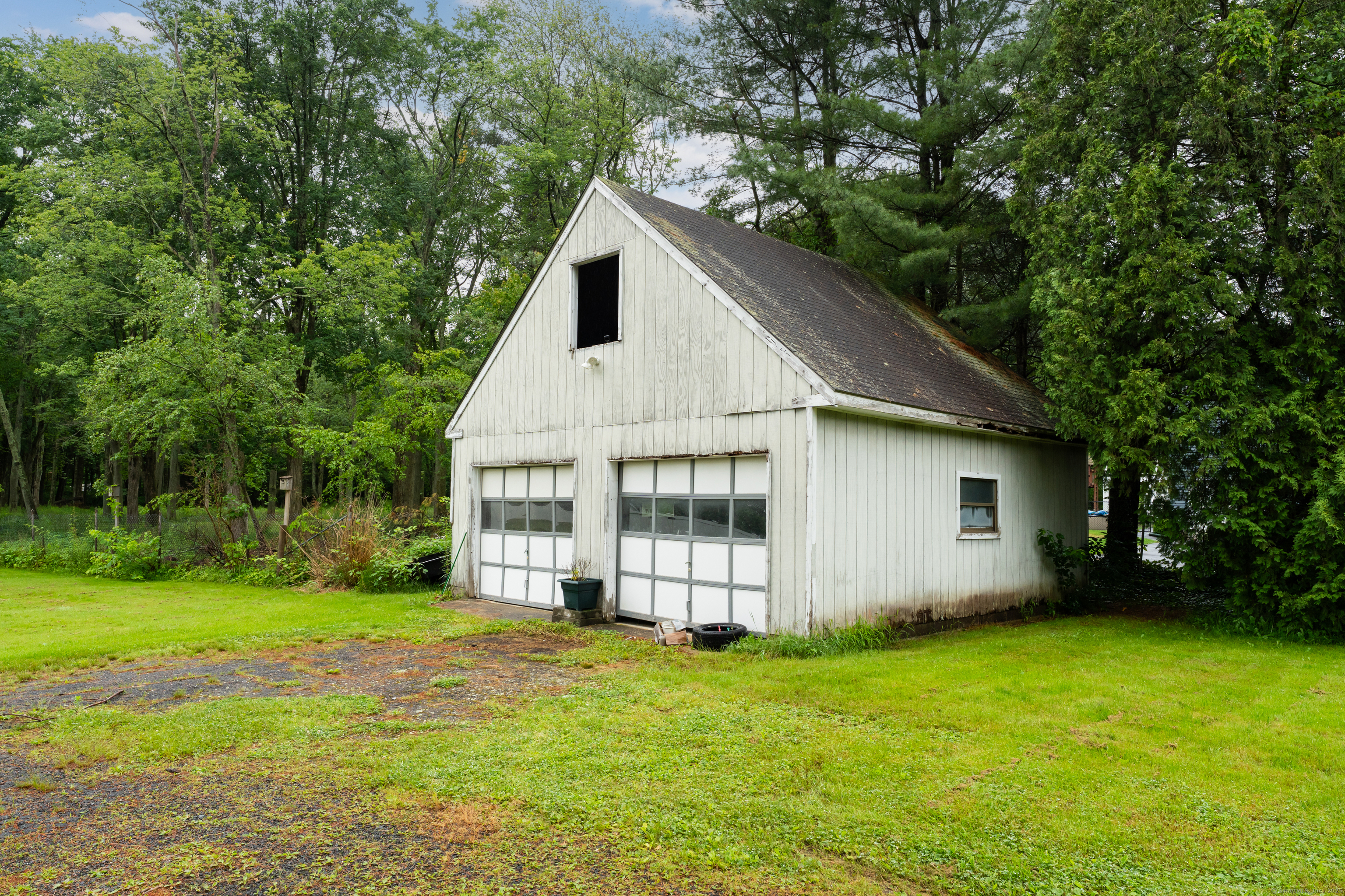 2344 Meriden Waterbury Turnpike