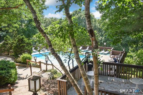 Tiny photo for 4 Stonington Court #4, Avon, CT 06001 (MLS # 24171078)