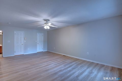 Tiny photo for 4 Stonington Court #4, Avon, CT 06001 (MLS # 24171078)