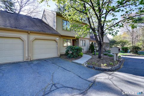 Tiny photo for 4 Stonington Court #4, Avon, CT 06001 (MLS # 24171078)