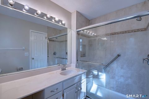 Tiny photo for 4 Stonington Court #4, Avon, CT 06001 (MLS # 24171078)