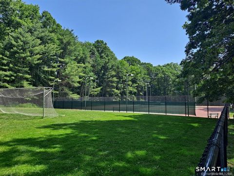 Tiny photo for 4 Stonington Court #4, Avon, CT 06001 (MLS # 24171078)