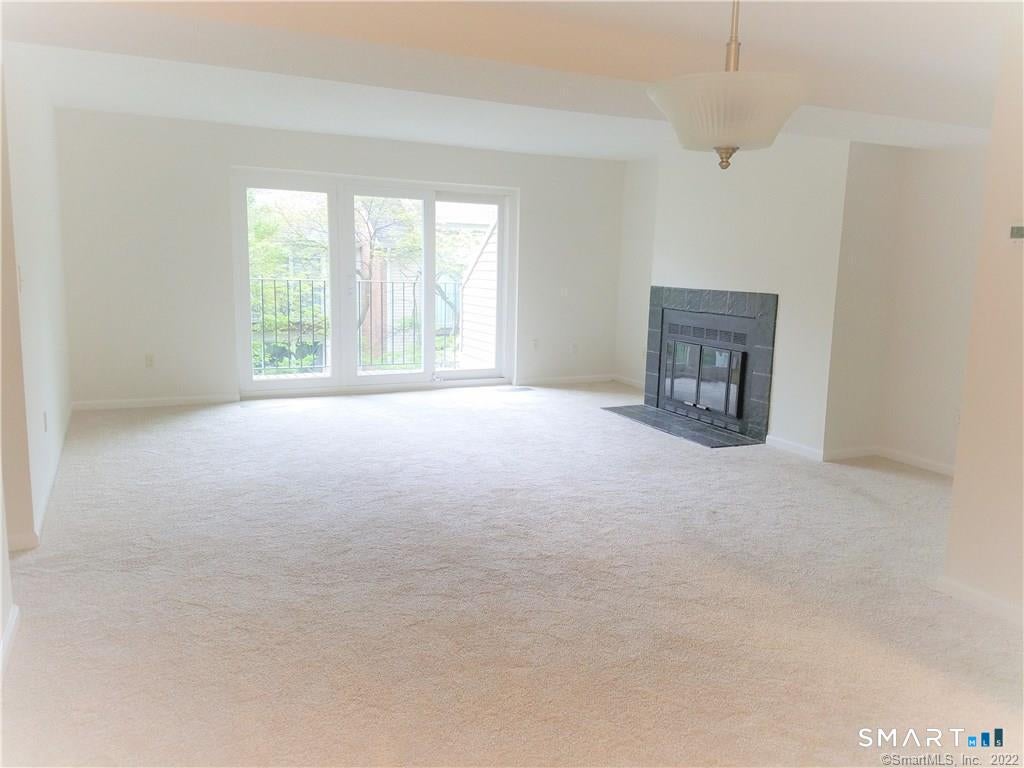 83 Highland Road 83