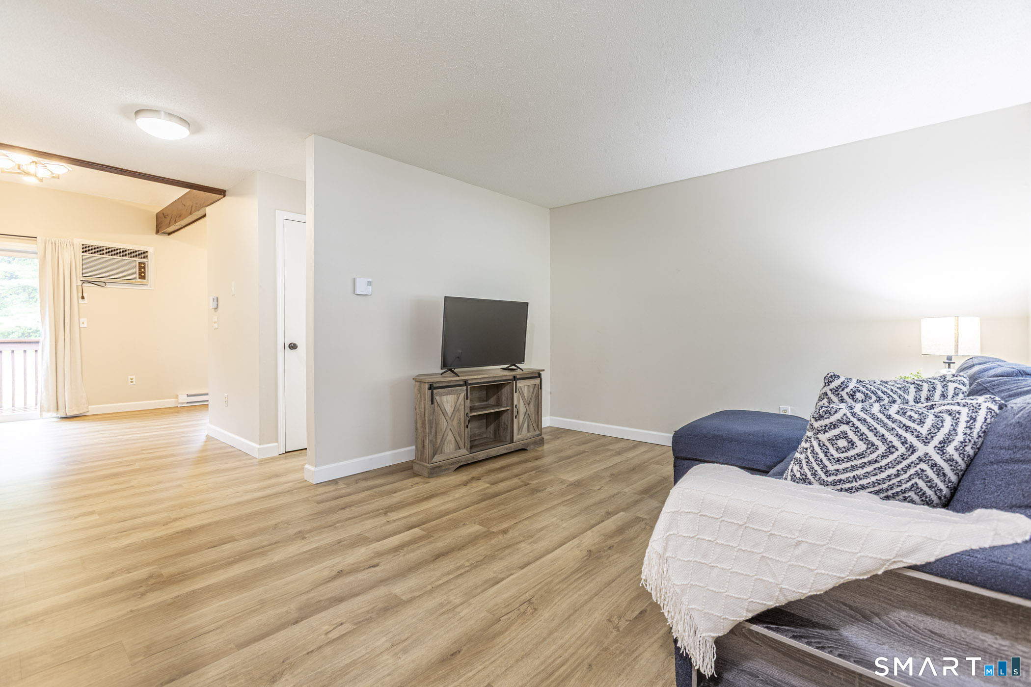 1 Abbott Road 203
