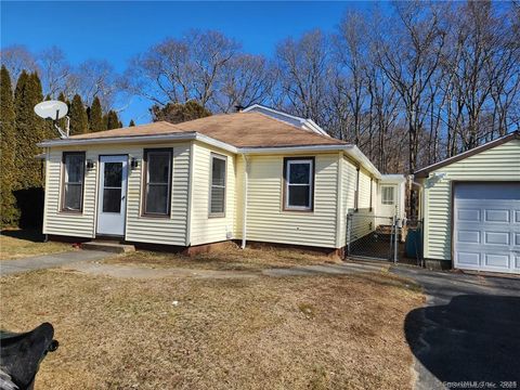 18 East Avenue Norwich CT 06360