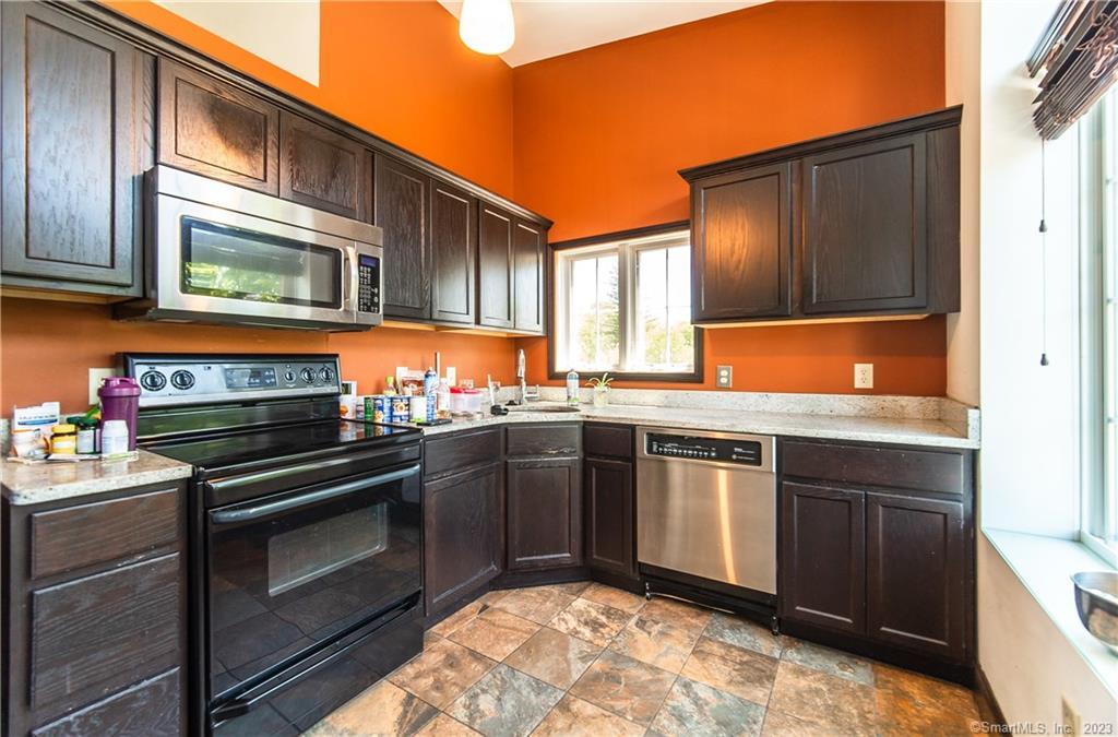 10 Summit Street Apt. 4