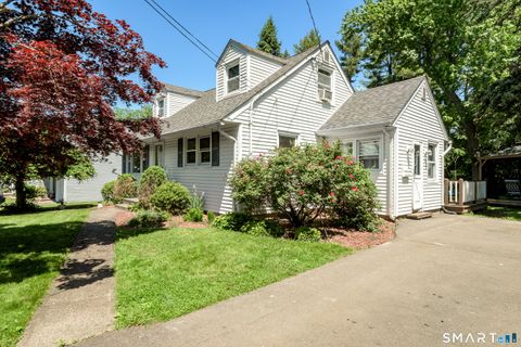 Photo of 26 Beechwood Drive, Wallingford, CT 06492 (MLS # 24179657)