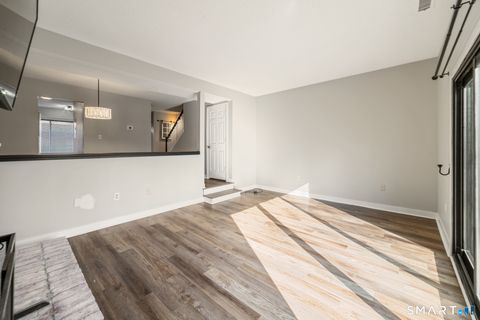 Tiny photo for 132 Farmington Chase Crescent #132, Farmington, CT 06032 (MLS # 24164567)