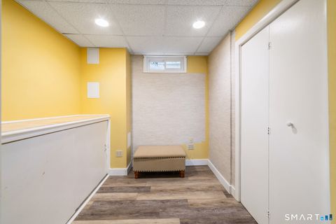 Tiny photo for 132 Farmington Chase Crescent #132, Farmington, CT 06032 (MLS # 24164567)