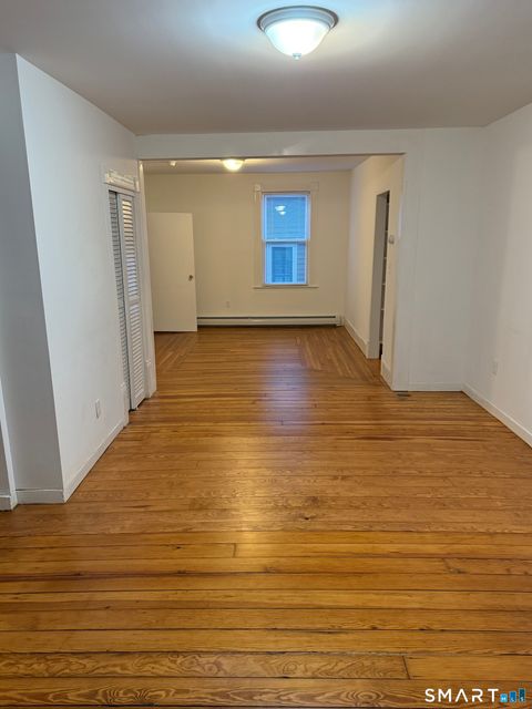 Tiny photo for 1 Farnsworth Street #1, New London, CT 06320 (MLS # 24155324)
