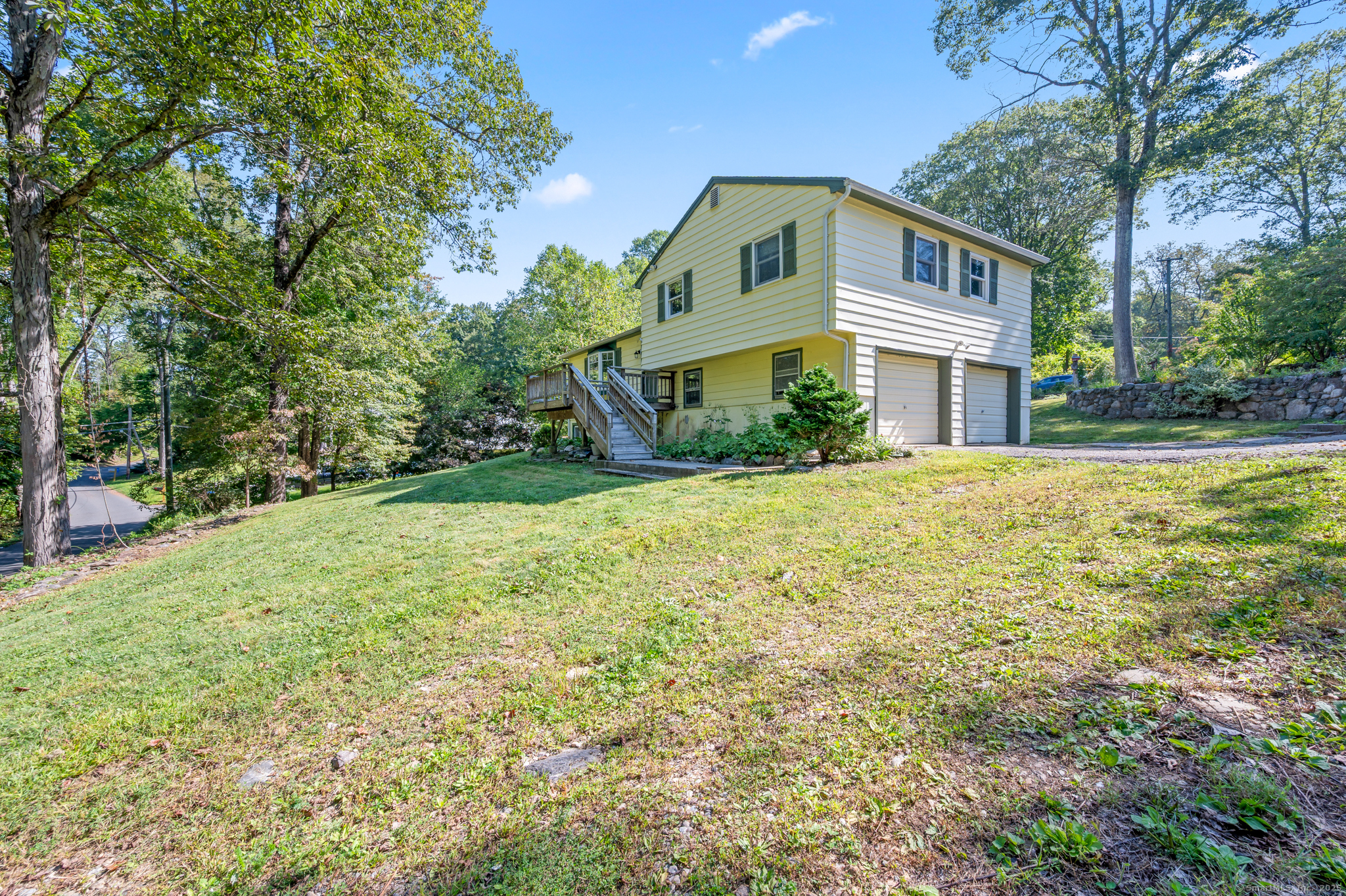 12 Canaan Drive
