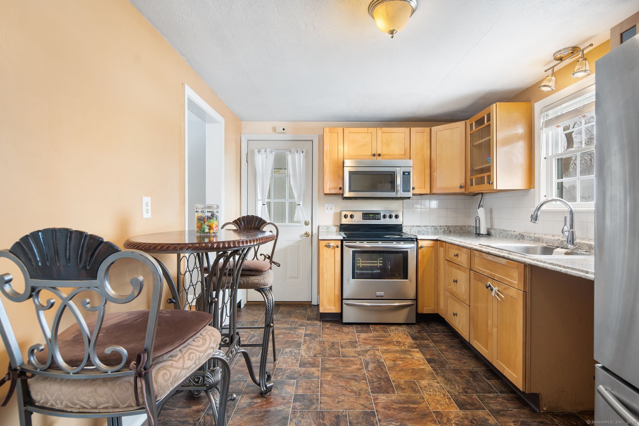 53 Russwin Road, New Britain, Connecticut image 8