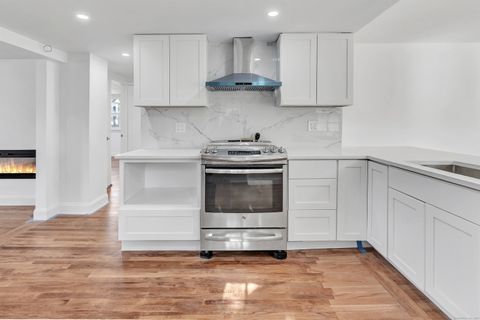 Tiny photo for 14 Fairview Avenue #B, Norwalk, CT 06450 (MLS # 24135970)