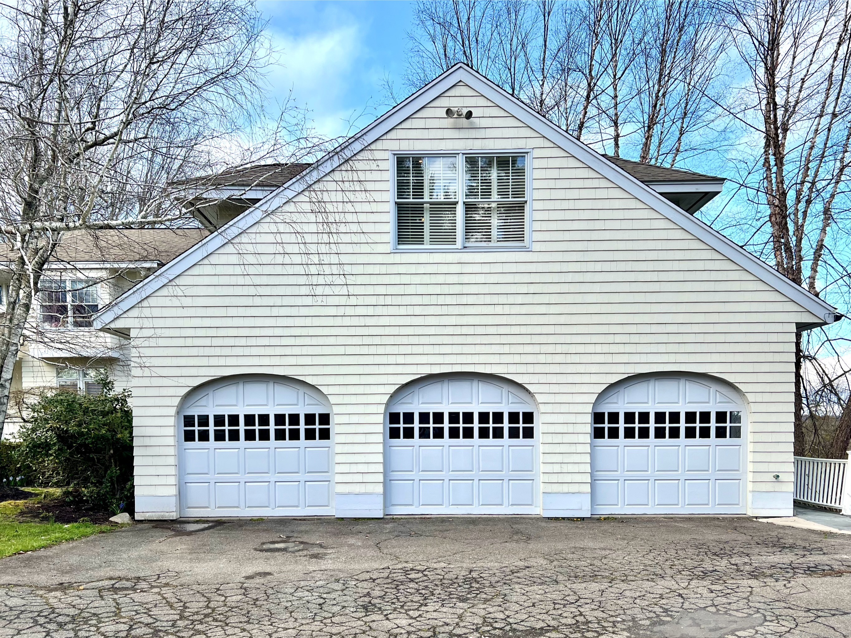 172 Umpawaug Road