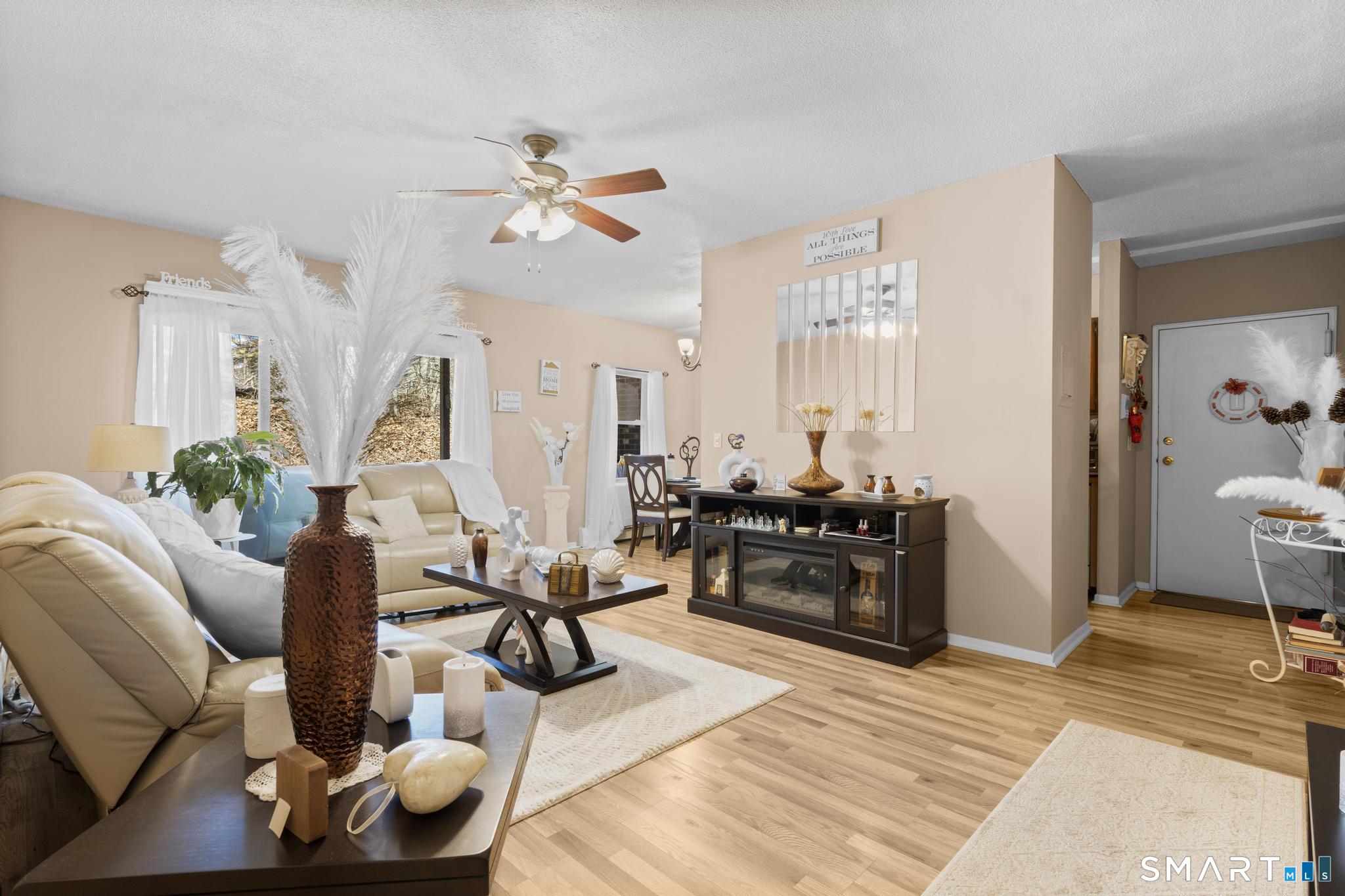 85 Balance Rock Road 4