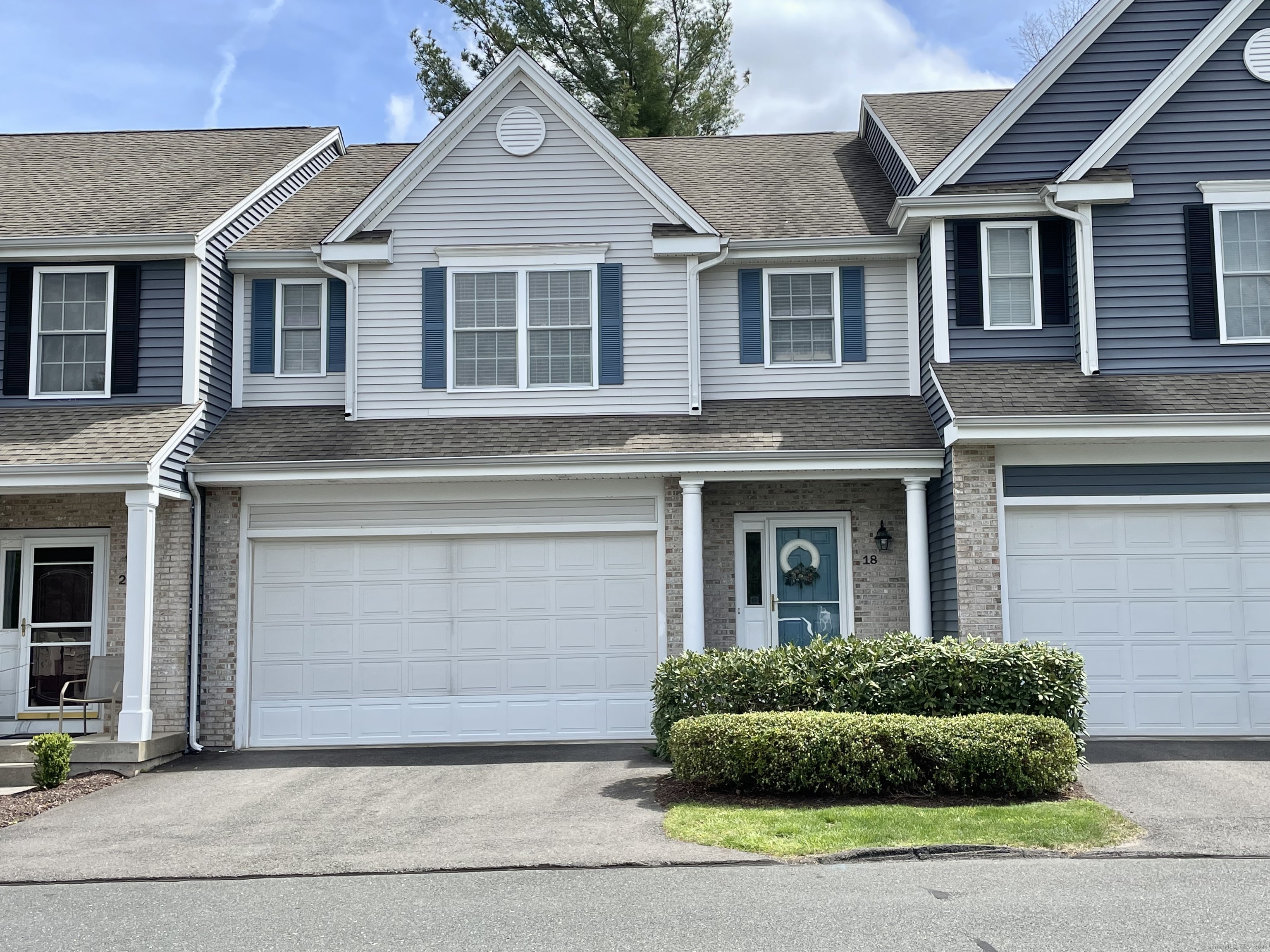 View Vernon, CT 06066 townhome