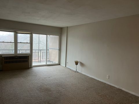 Tiny photo for 80 Cartright Street #5F, Bridgeport, CT 06604 (MLS # 24143698)