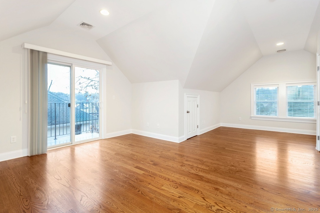 Stamford, Connecticut 06907, United States, 6 Bedrooms Bedrooms, ,6 BathroomsBathrooms,Residential,Active,199146