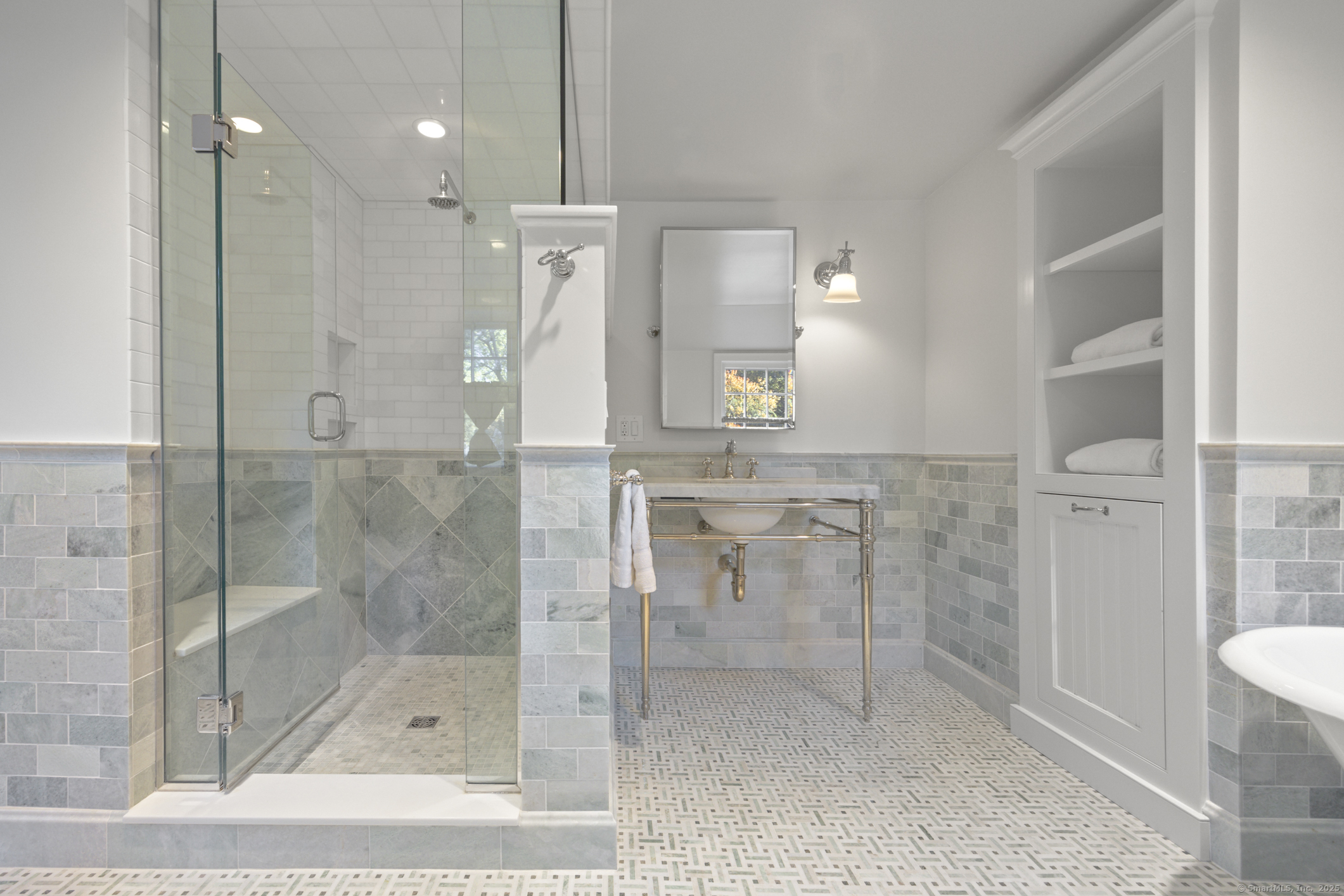 Ridgefield, Connecticut 06877, United States, 2 Bedrooms Bedrooms, ,2 BathroomsBathrooms,Residential,Coming Soon,238641