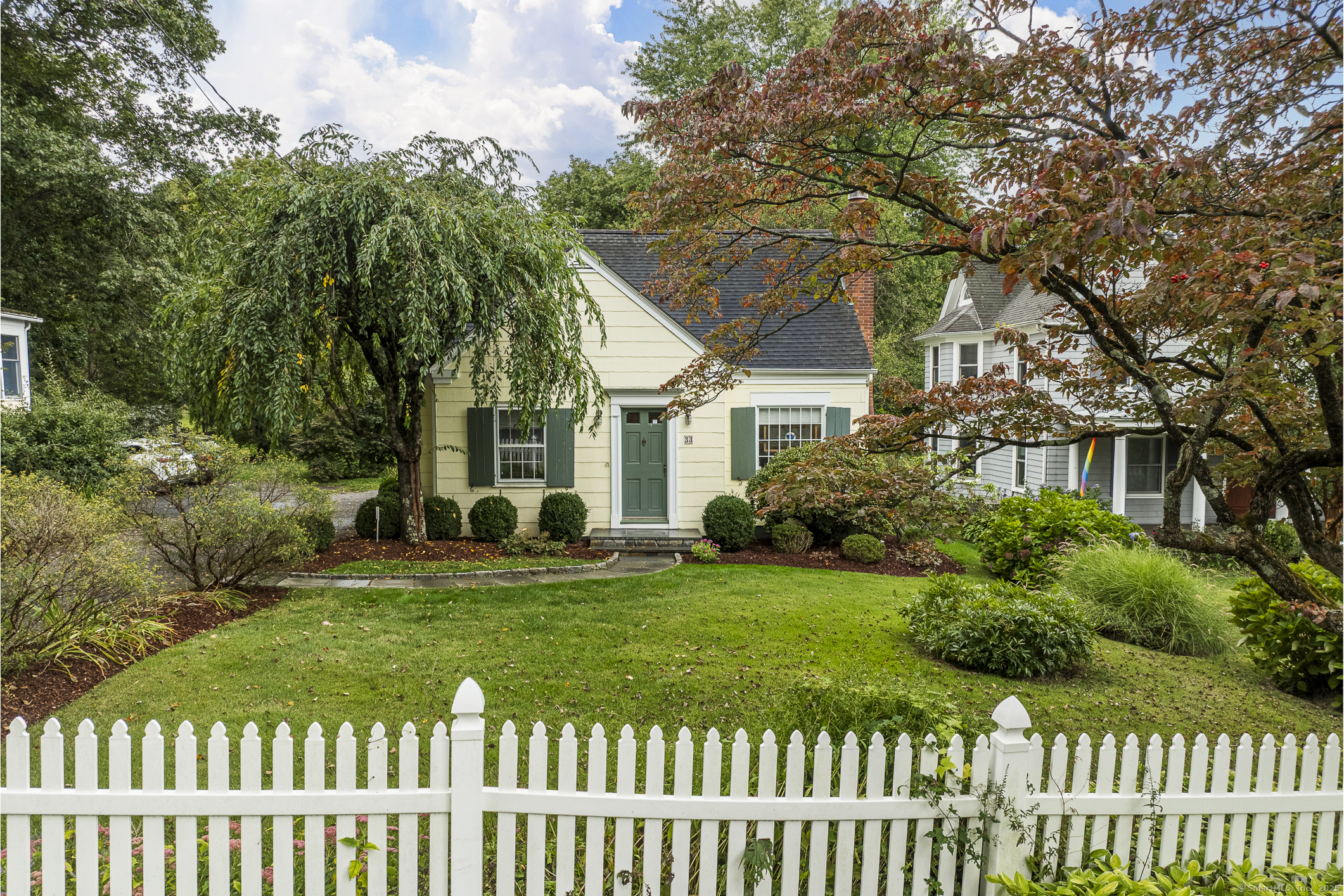 Ridgefield, Connecticut 06877, United States, 2 Bedrooms Bedrooms, ,2 BathroomsBathrooms,Residential,Coming Soon,238641