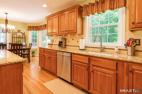 Tiny photo for 5 Stone Gate Drive, Newtown, CT 06482 (MLS # 24197479)