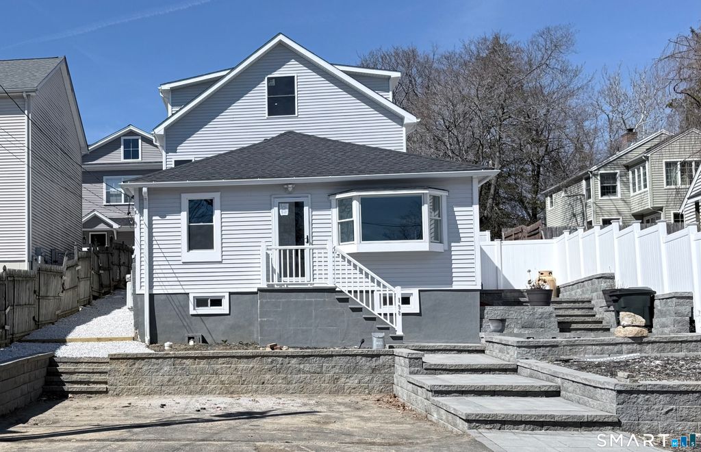 Photo of 198 Castle Avenue, Fairfield, CT 06825 (MLS # 24146251)