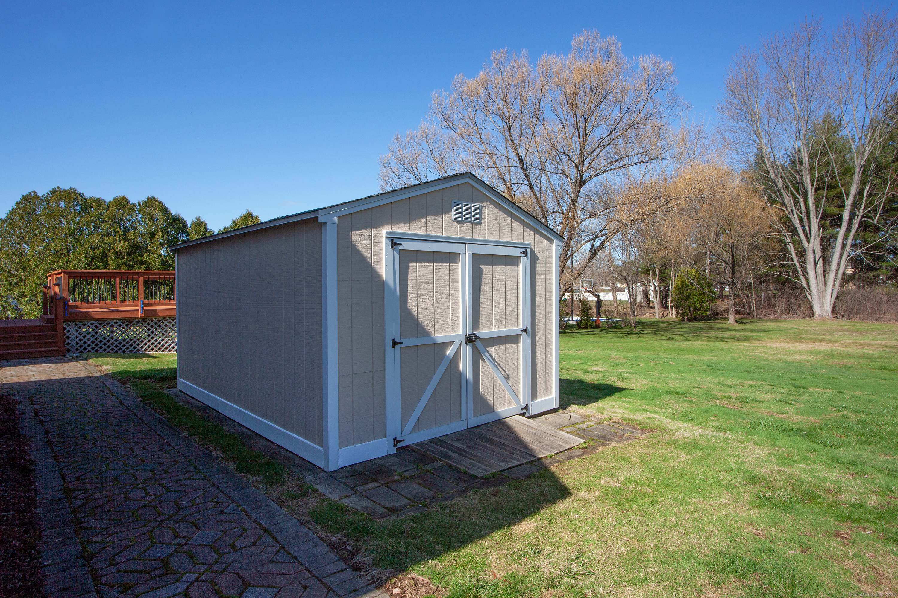 15 Pheasant Lane, Suffield, Connecticut image 32