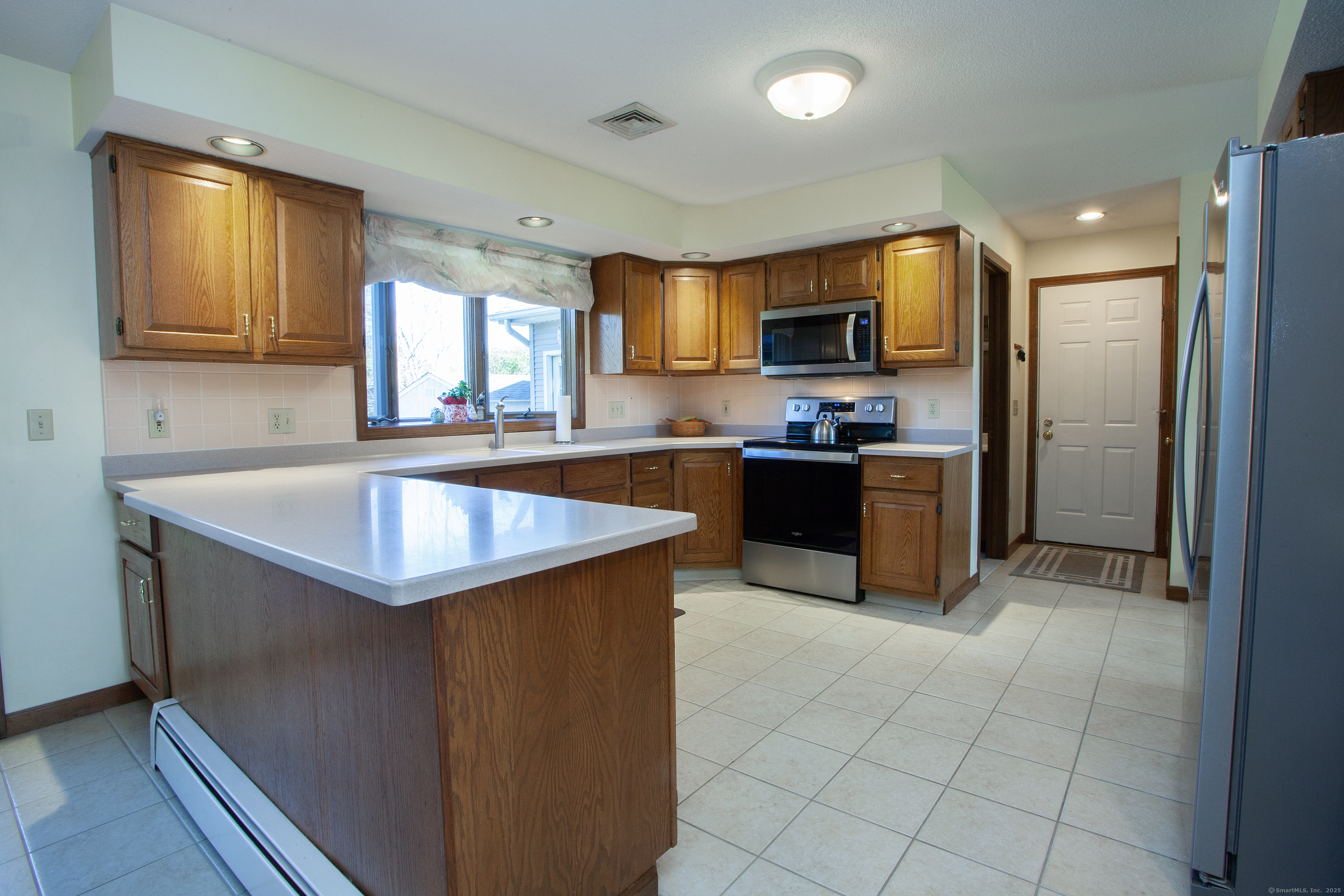 15 Pheasant Lane, Suffield, Connecticut image 6