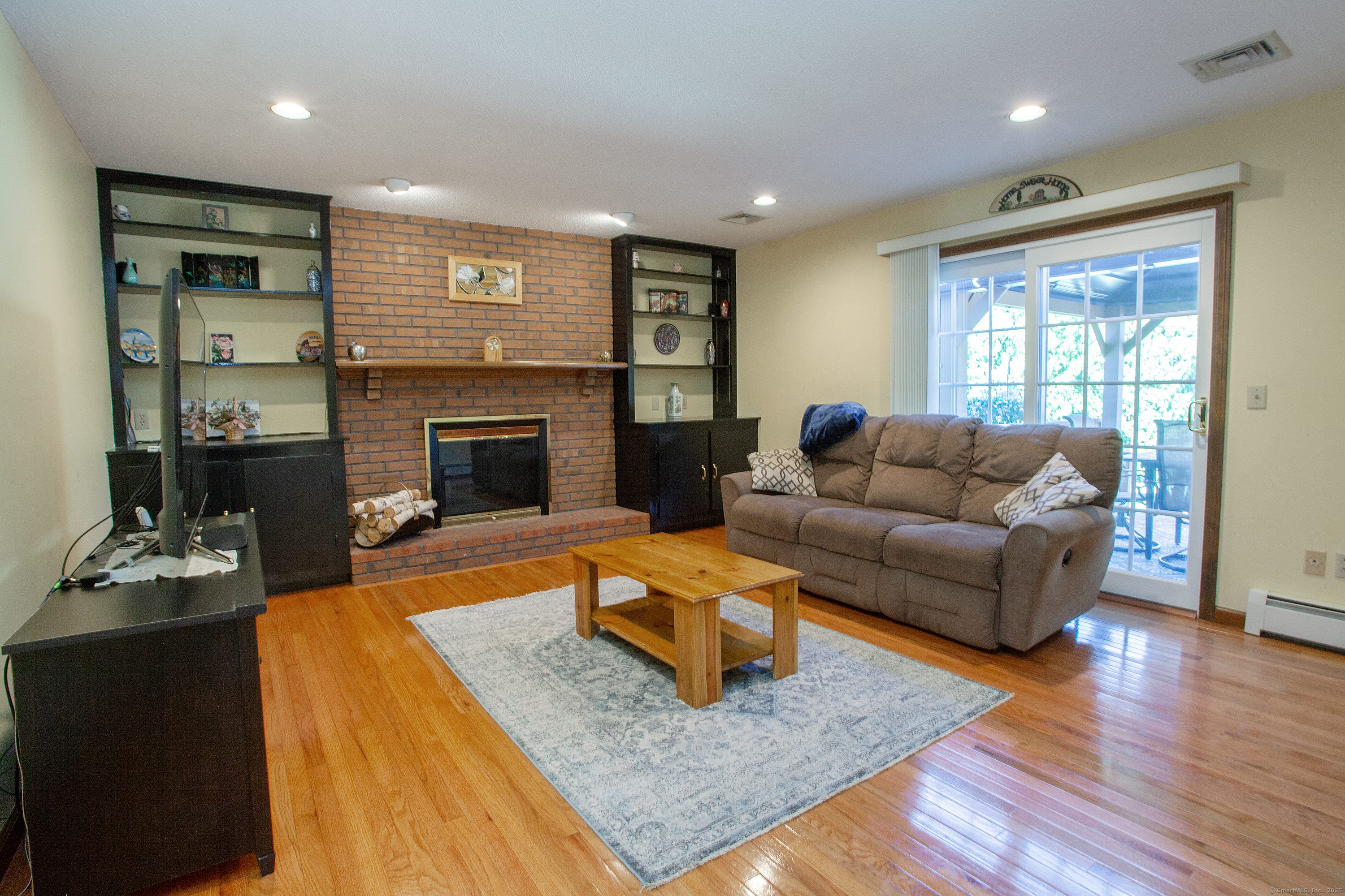 15 Pheasant Lane, Suffield, Connecticut image 8