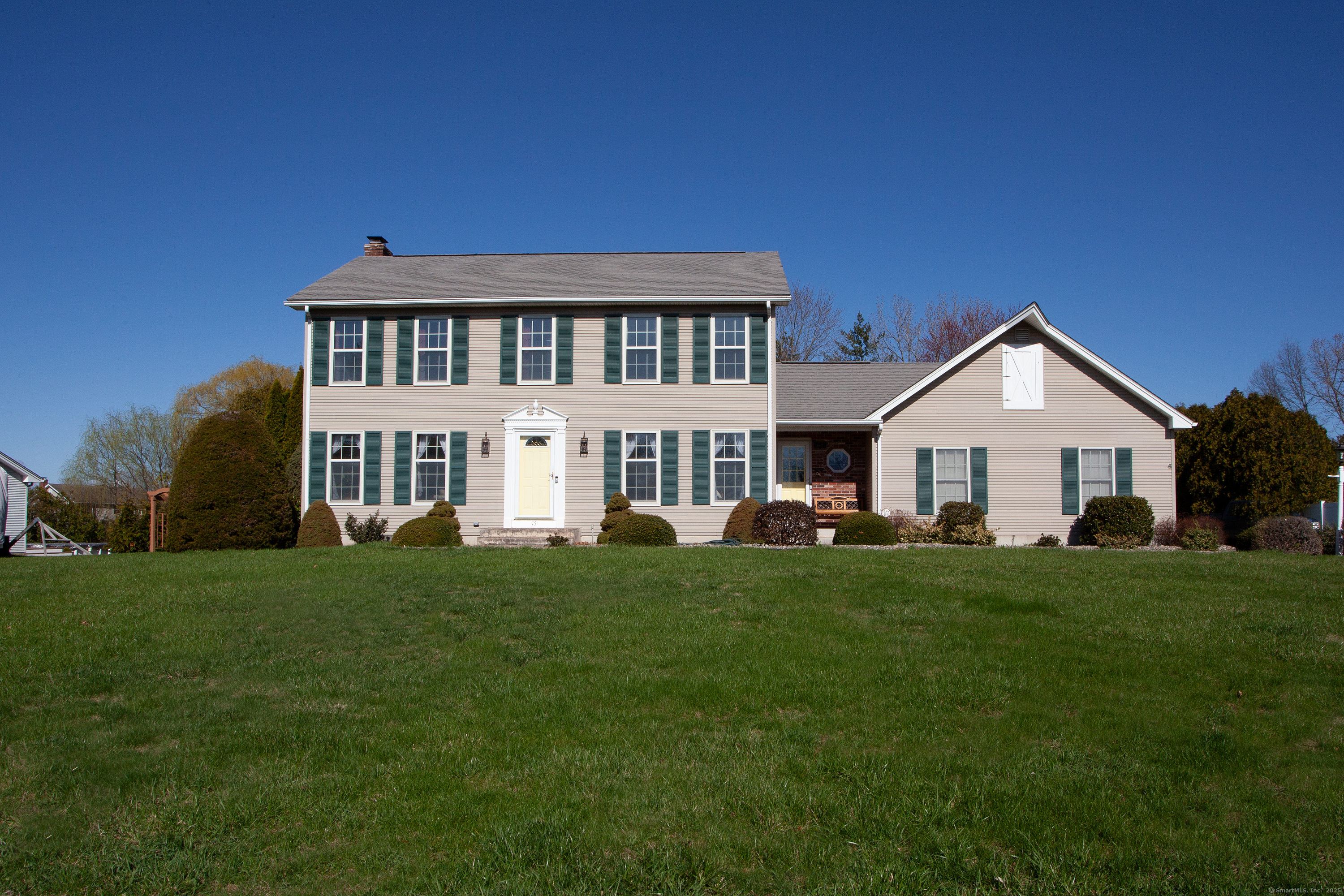 15 Pheasant Lane, Suffield, Connecticut image 1
